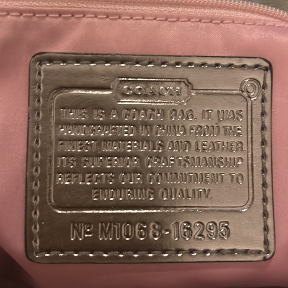 Coach Purse - Large shoulder bag with crossbody strap - Picture 3 of 3